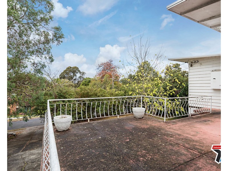 19 Patrick Avenue, Croydon North VIC 3136