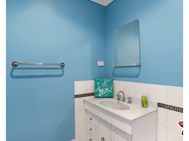 1 Olive Grove, Lilydale VIC 3140