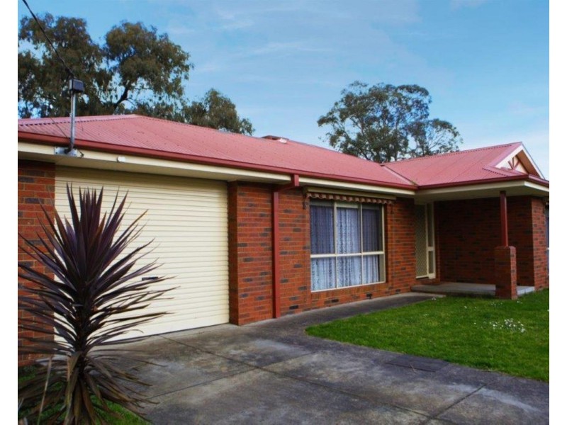 4 Tinaroo Grove, Lilydale VIC 3140