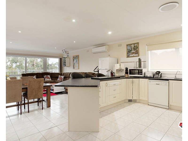 88 Winyard Drive, Mooroolbark VIC 3138
