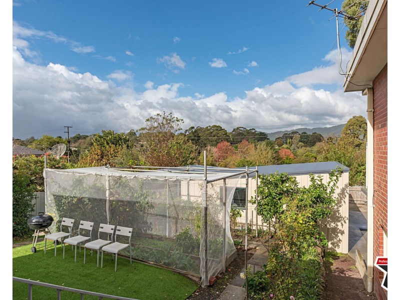 88 Winyard Drive, Mooroolbark VIC 3138