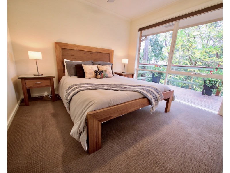 72 Inverness Road, Kalorama VIC 3766