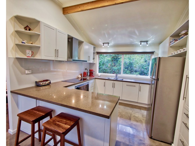 72 Inverness Road, Kalorama VIC 3766