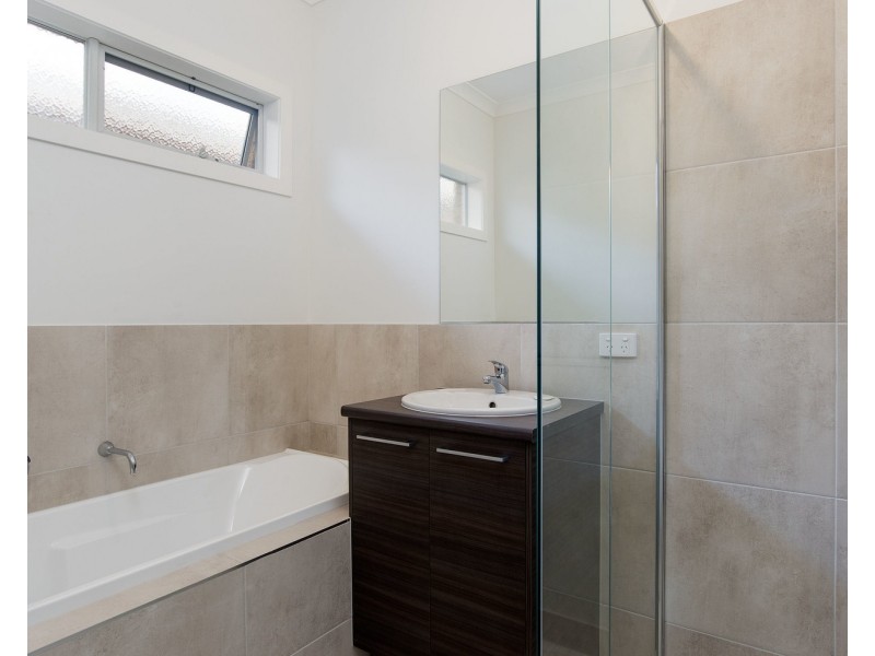 2/6 Cherylnne Crescent, Kilsyth VIC 3137