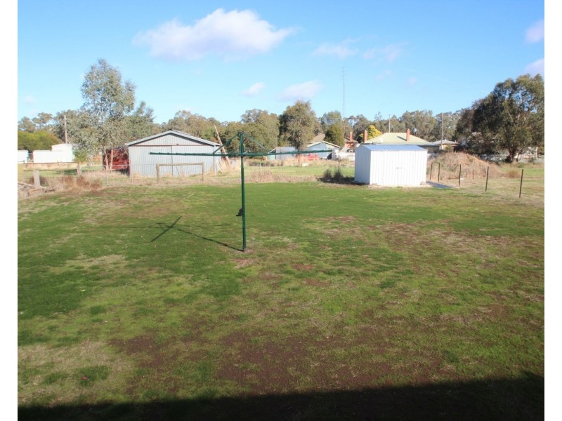 19 Thomas Street, Dunolly VIC 3472