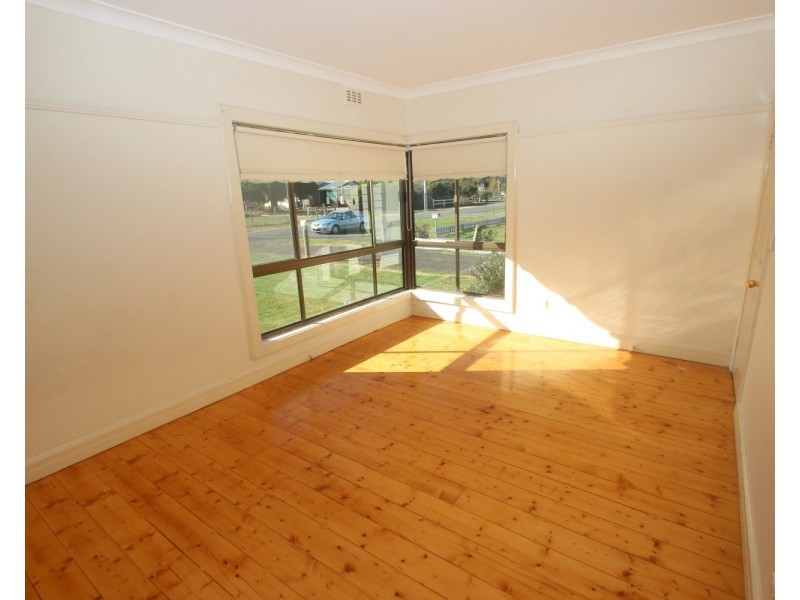 19 Thomas Street, Dunolly VIC 3472