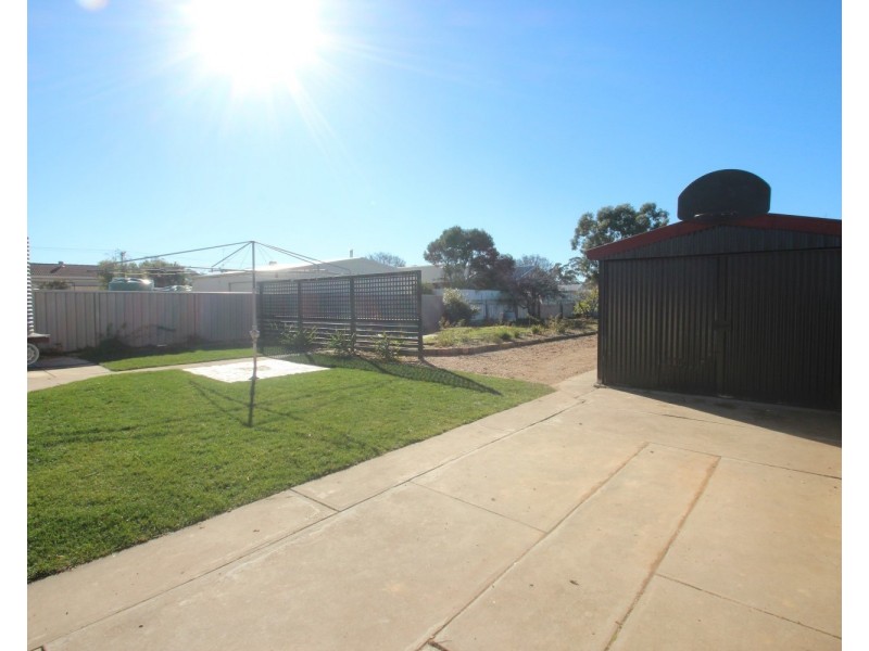 42 Wills Street, Maryborough VIC 3465