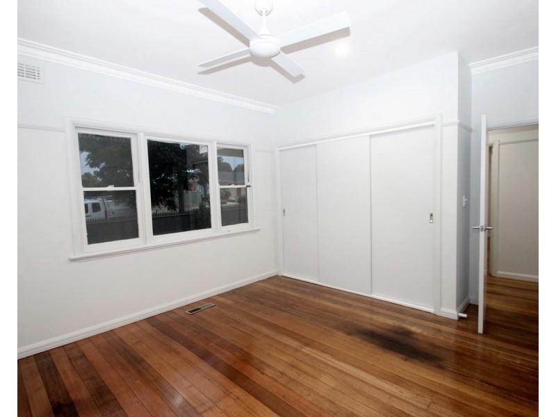 42 Wills Street, Maryborough VIC 3465