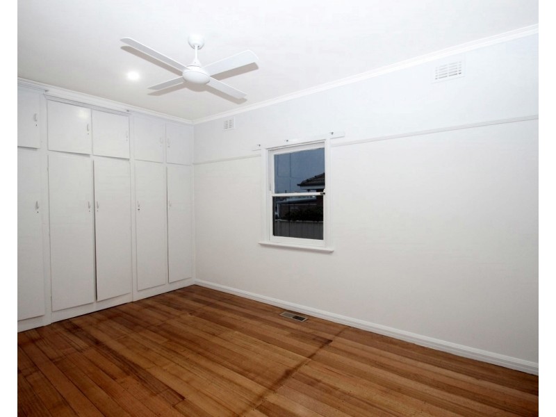 42 Wills Street, Maryborough VIC 3465