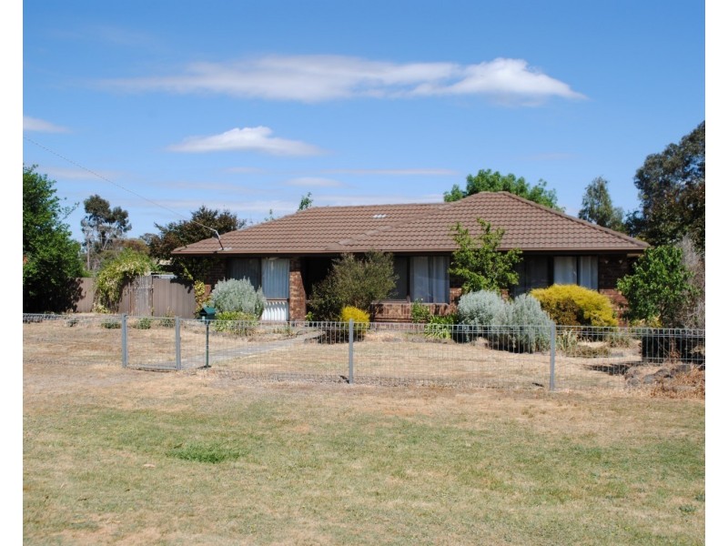 9 Chapman Street, Talbot VIC 3371