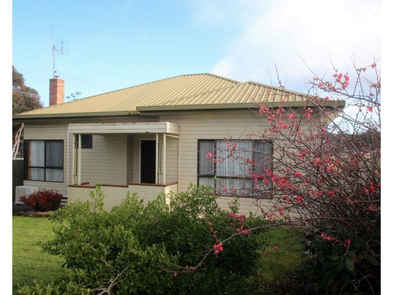 11 Burke Street, Maryborough VIC 3465