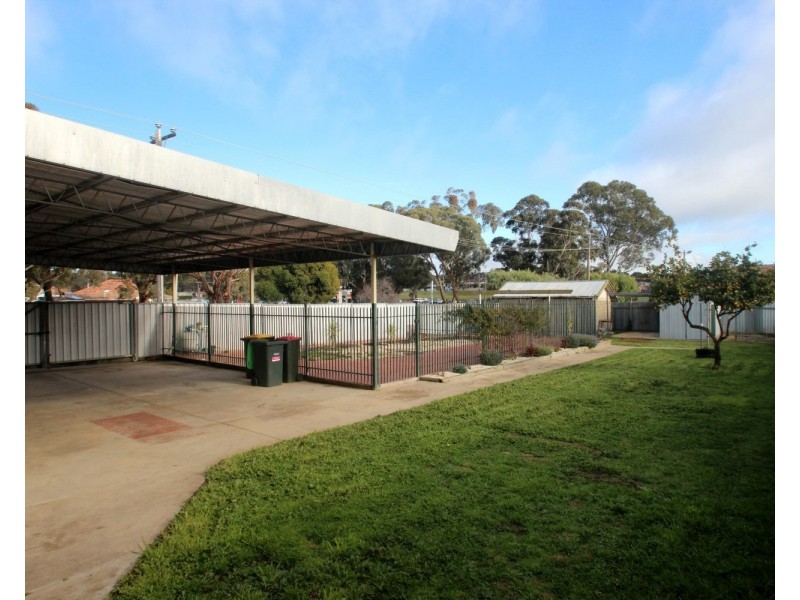 11 Burke Street, Maryborough VIC 3465