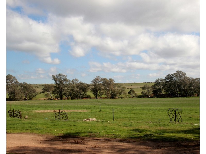 835  McCallums Creek Road, Majorca VIC 3465