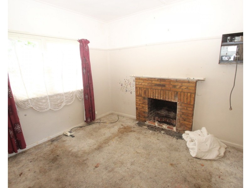 56 Derby Road, Maryborough VIC 3465