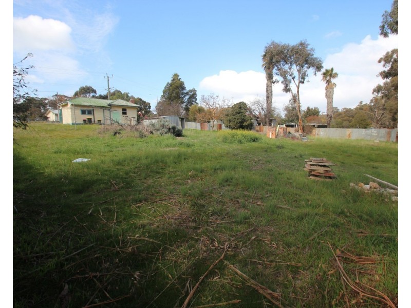 56 Derby Road, Maryborough VIC 3465