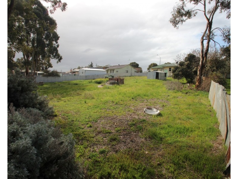 56 Derby Road, Maryborough VIC 3465