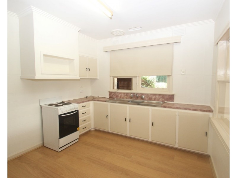 20 Waters Street, Maryborough VIC 3465