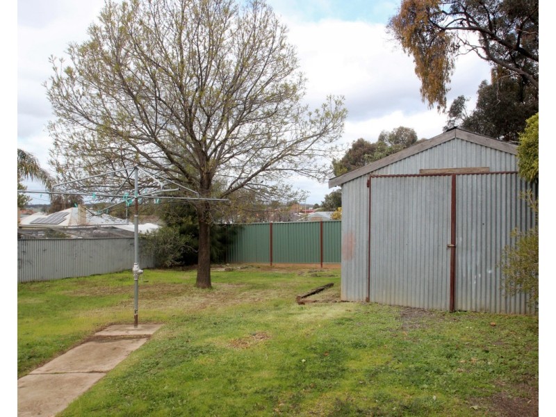 20 Waters Street, Maryborough VIC 3465