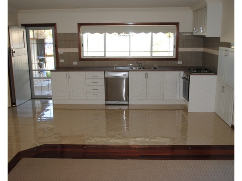 23 Higham Street, Maryborough VIC 3465