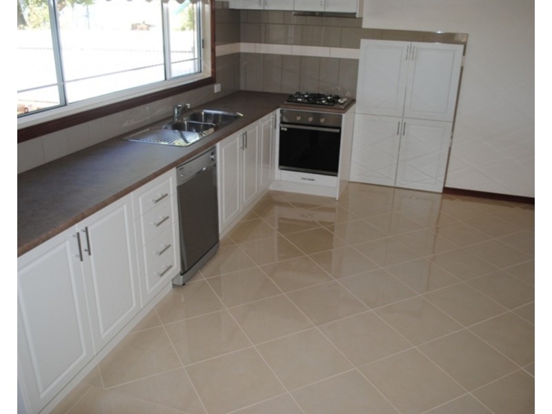 23 Higham Street, Maryborough VIC 3465