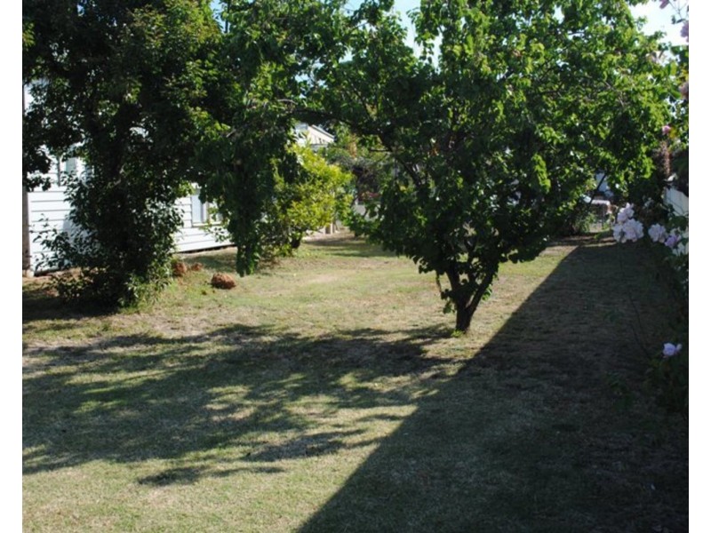 23 Higham Street, Maryborough VIC 3465