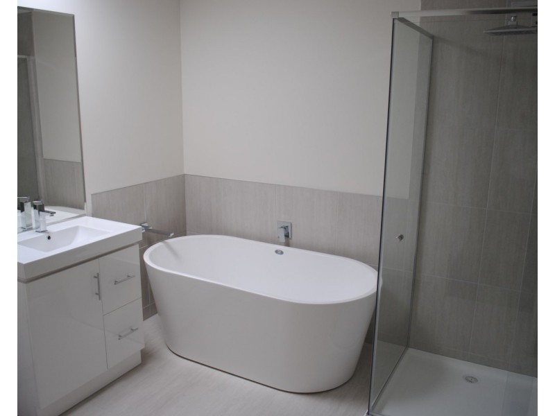 2/116 Gillies Street, Maryborough VIC 3465