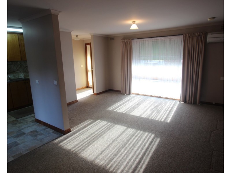 2/18 Hope Street, Maryborough VIC 3465