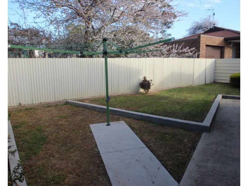 2/18 Hope Street, Maryborough VIC 3465