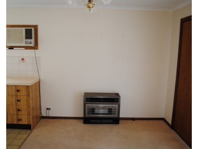 1/4 Ormond Avenue, Maryborough VIC 3465