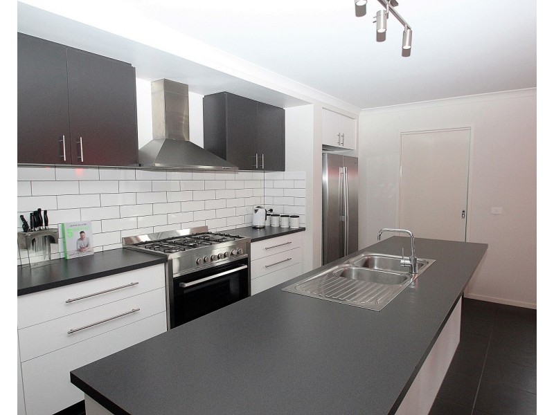 4 Forest View Drive, Maryborough VIC 3465