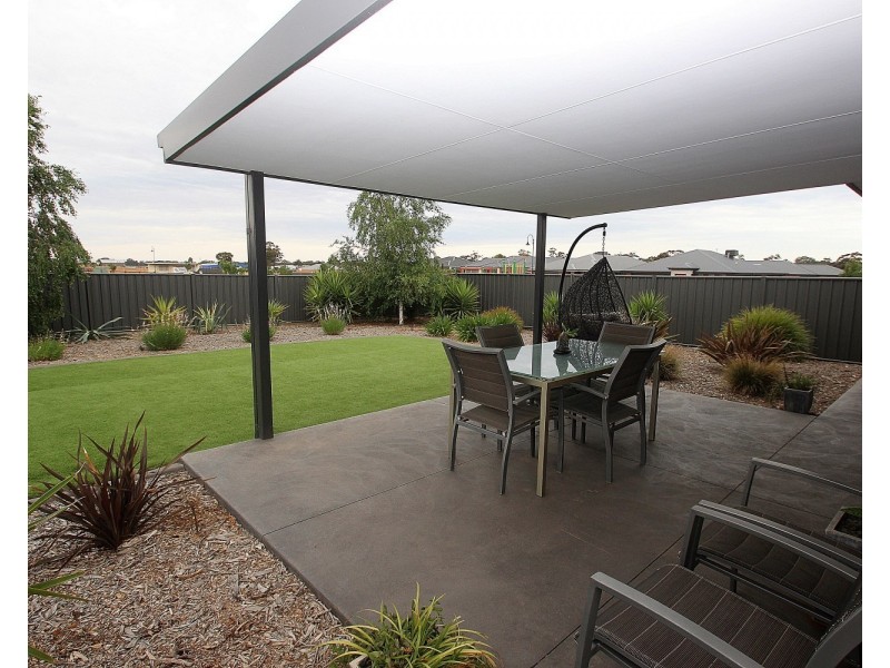 4 Forest View Drive, Maryborough VIC 3465