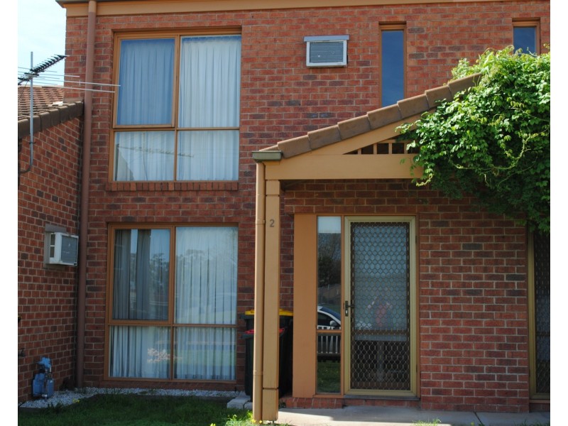 2/94 Burns Street, Maryborough VIC 3465