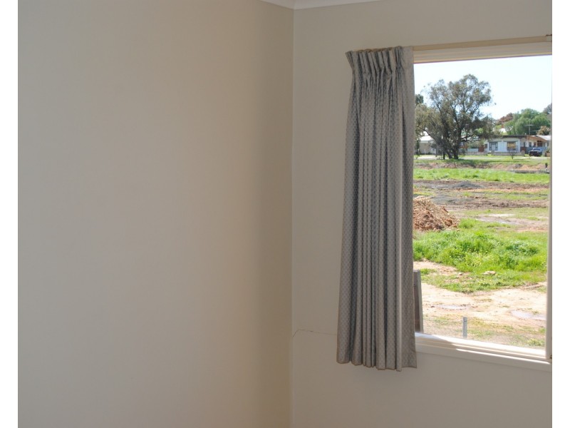 2/94 Burns Street, Maryborough VIC 3465