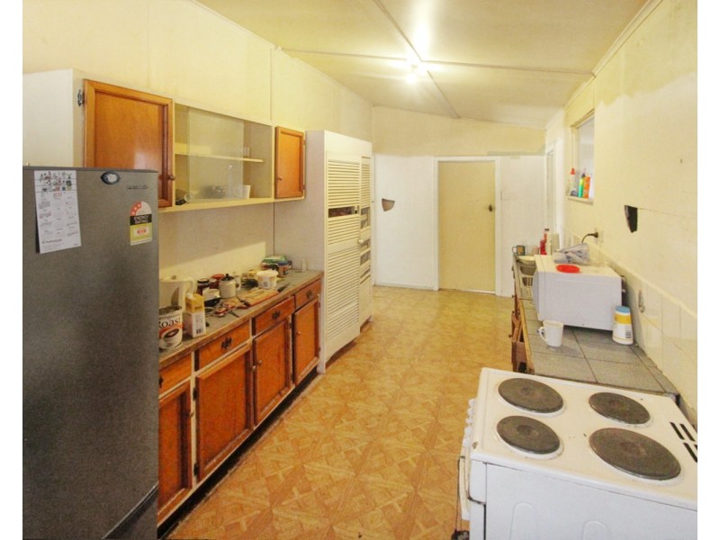 8 Raglan Street, Maryborough VIC 3465