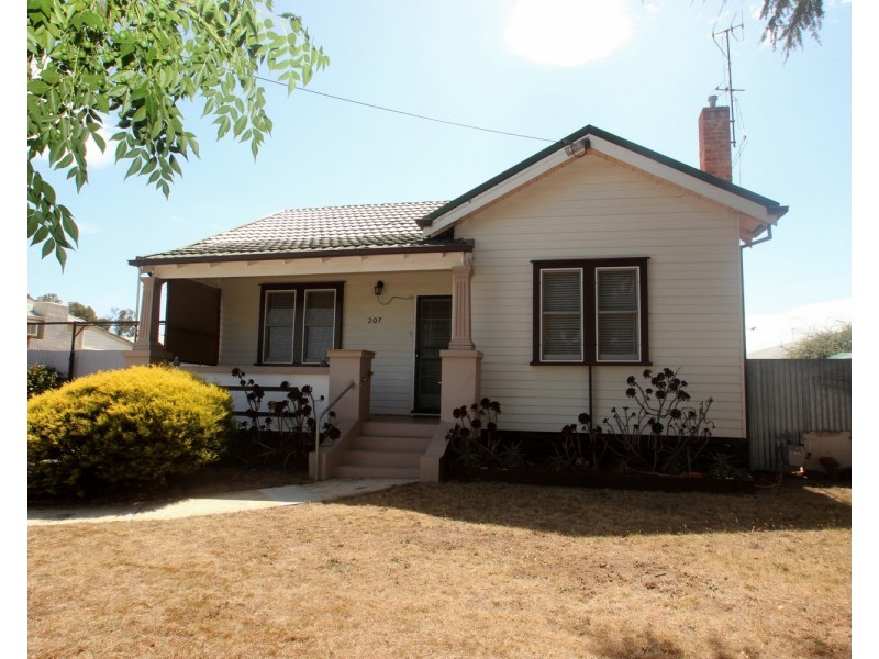 207 Gladstone Street, Maryborough VIC 3465