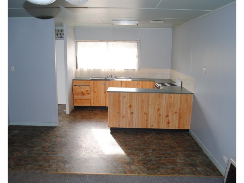 10/11-15 Mimosa Court, Maryborough VIC 3465