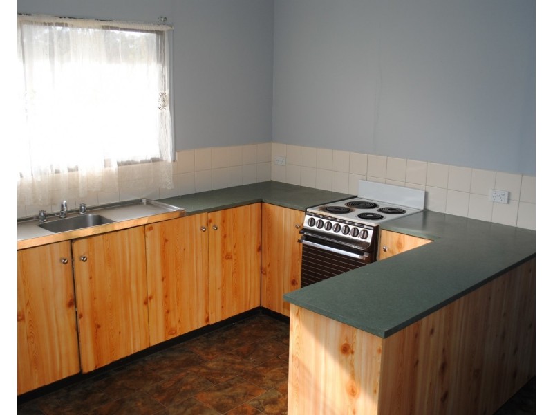 10/11-15 Mimosa Court, Maryborough VIC 3465