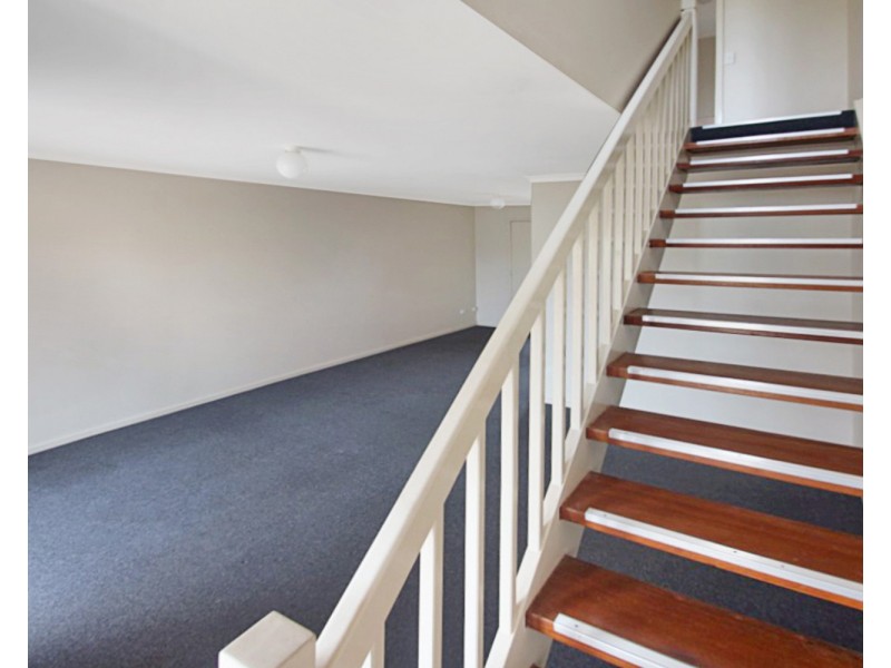 2/94 Burns Street, Maryborough VIC 3465