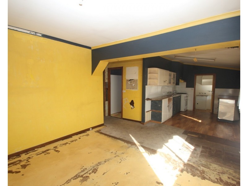 91 Gillies Street, Maryborough VIC 3465