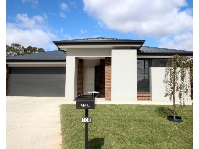 108 Nelson Street, Maryborough VIC 3465