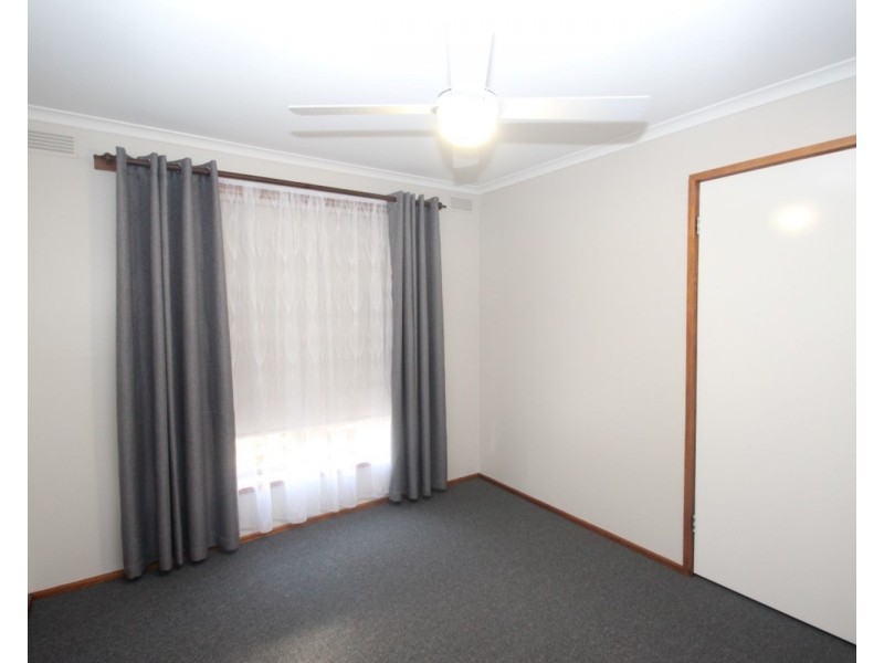 6 Hillview Avenue, Maryborough VIC 3465