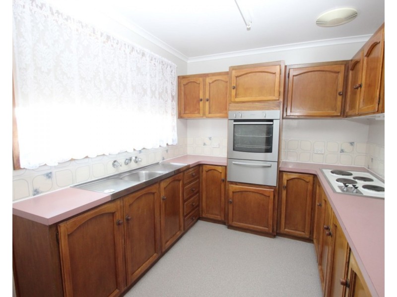 6 Hillview Avenue, Maryborough VIC 3465