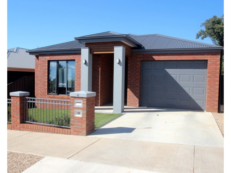 6 Palmerston Street, Maryborough VIC 3465