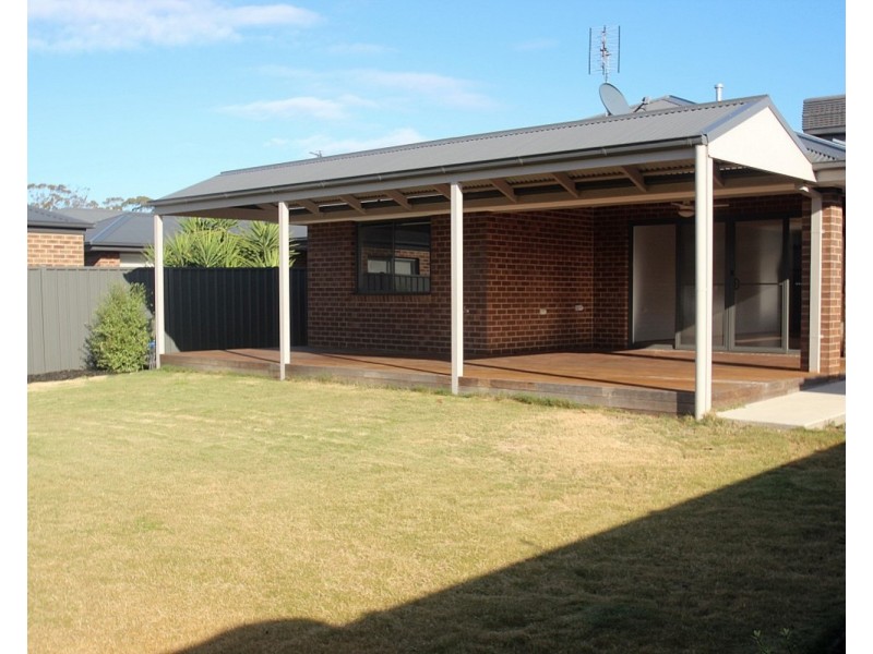 5 Quinn Street, Maryborough VIC 3465