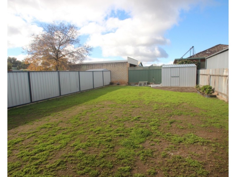 27B Majorca Road, Maryborough VIC 3465