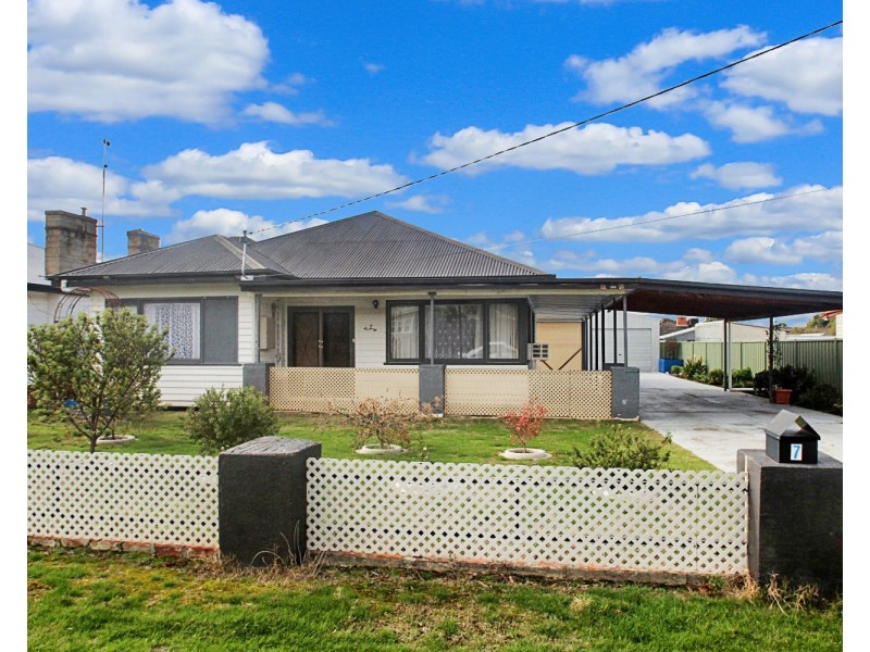 7 Stevens Street, Maryborough VIC 3465