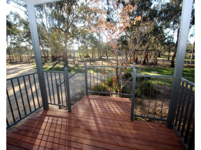 2 Hall Road, Alma VIC 3465