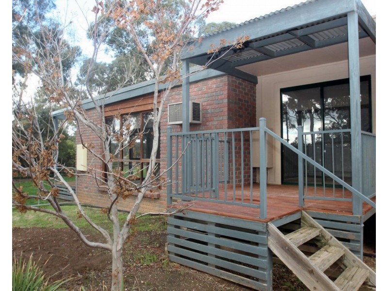 2 Hall Road, Alma VIC 3465