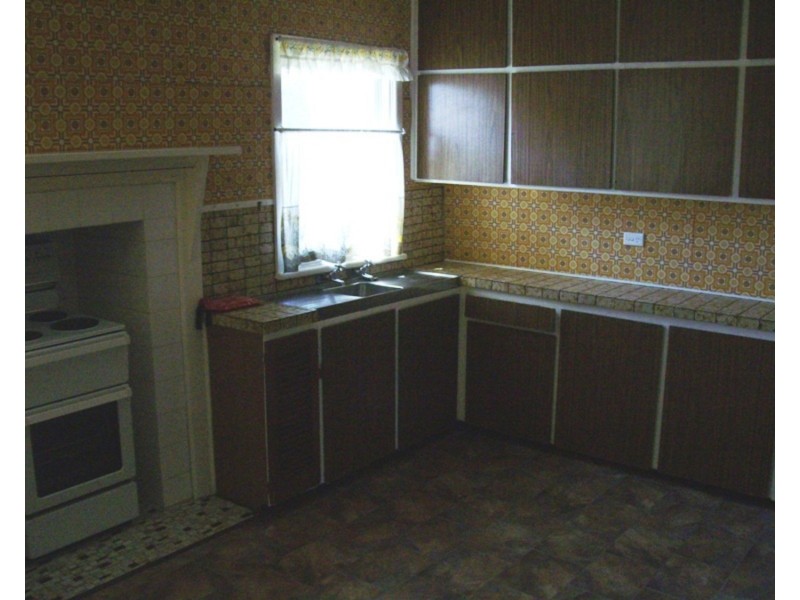 7 Barr Street, Maryborough VIC 3465