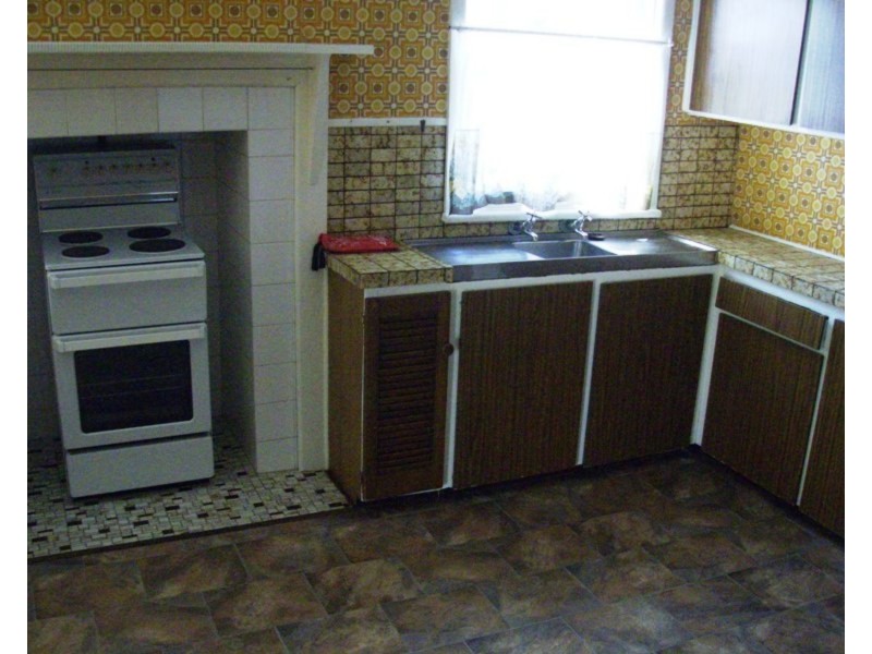 7 Barr Street, Maryborough VIC 3465